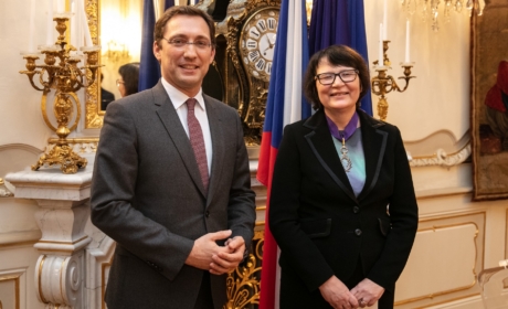 Rektorka VŠE získala nejvyšší francouzské vyznamenání za zásluhy ve vzdělávání