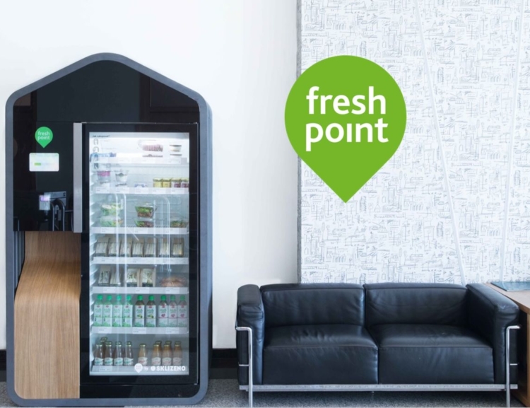 Samoobslužná lednice v NB nabízí čerstvé a kvalitní potraviny